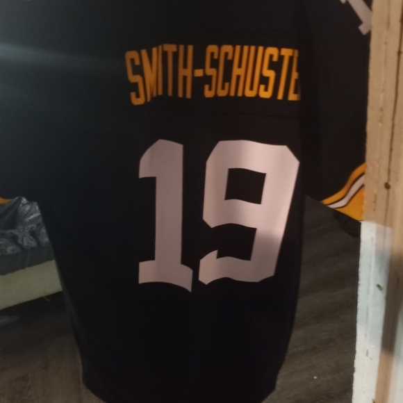 Ju ju Smith sheuster jersey, authentic, Nike, large but seems to fit small - Picture 3 of 4